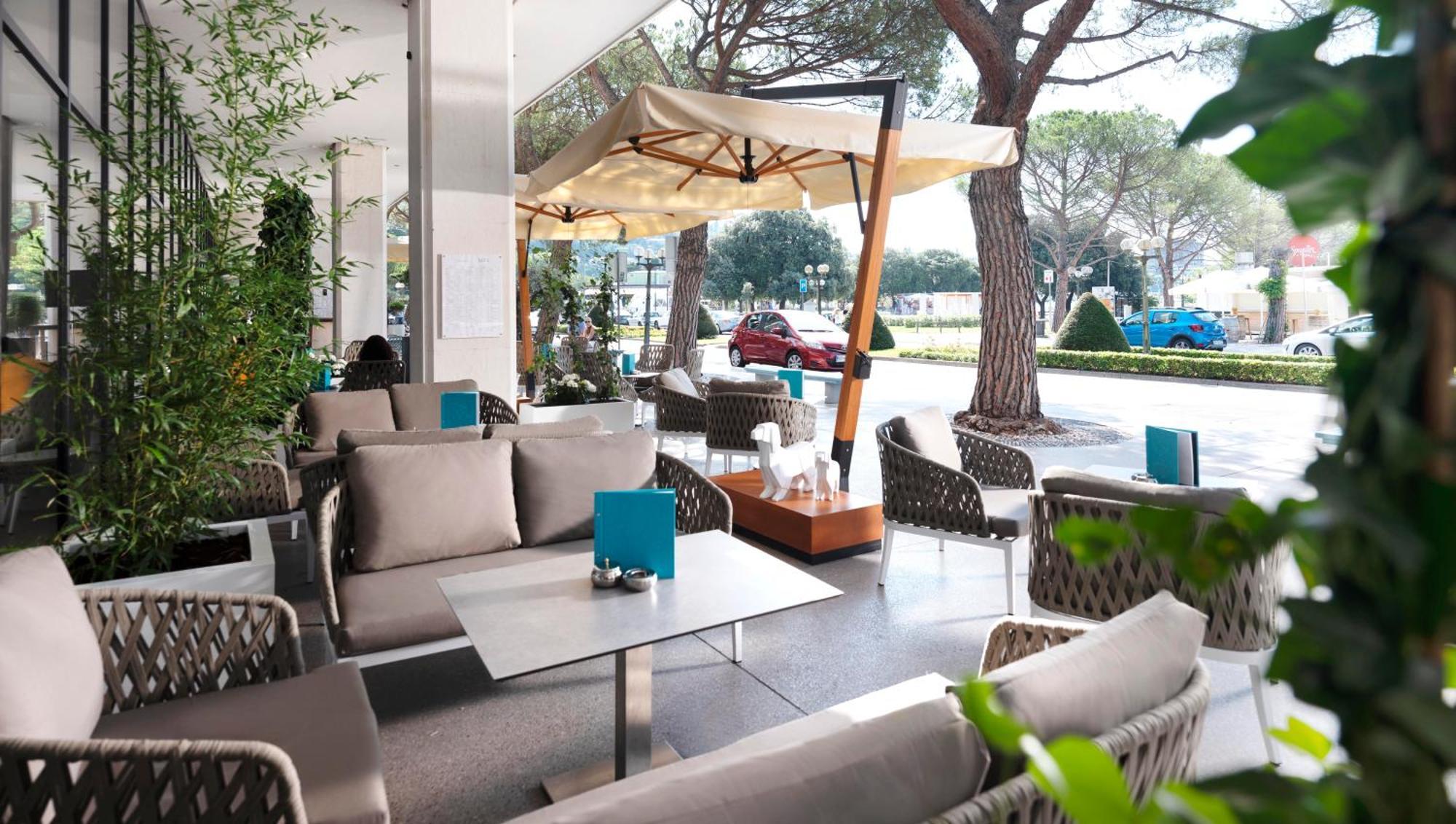Hotel Slovenija - Terme & Wellness Lifeclass Portorož Exterior foto The Terrace